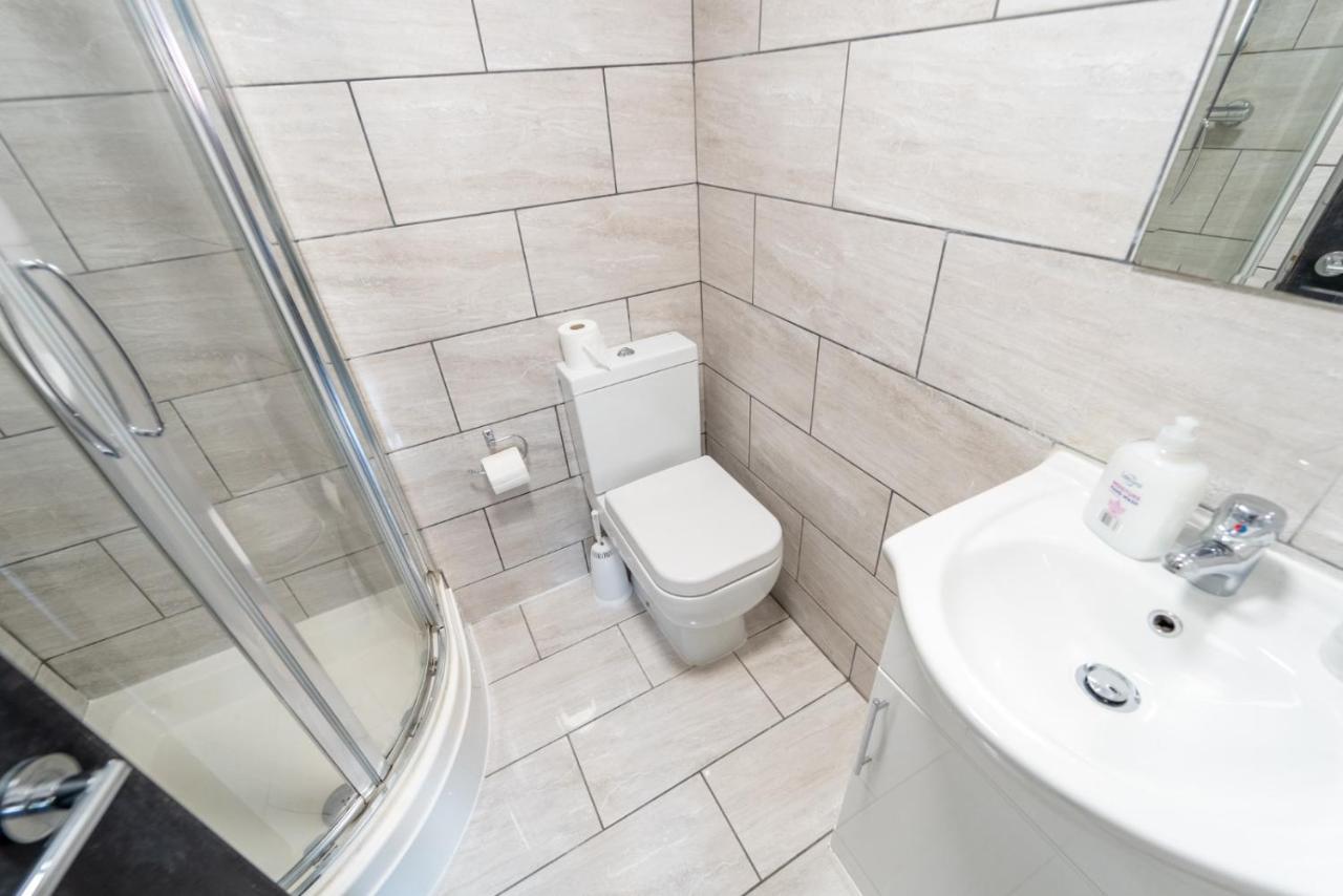 Staysa Equipped Studios Near Qe And Uob In Guesthouse Close To The City! Birmingham Eksteriør billede