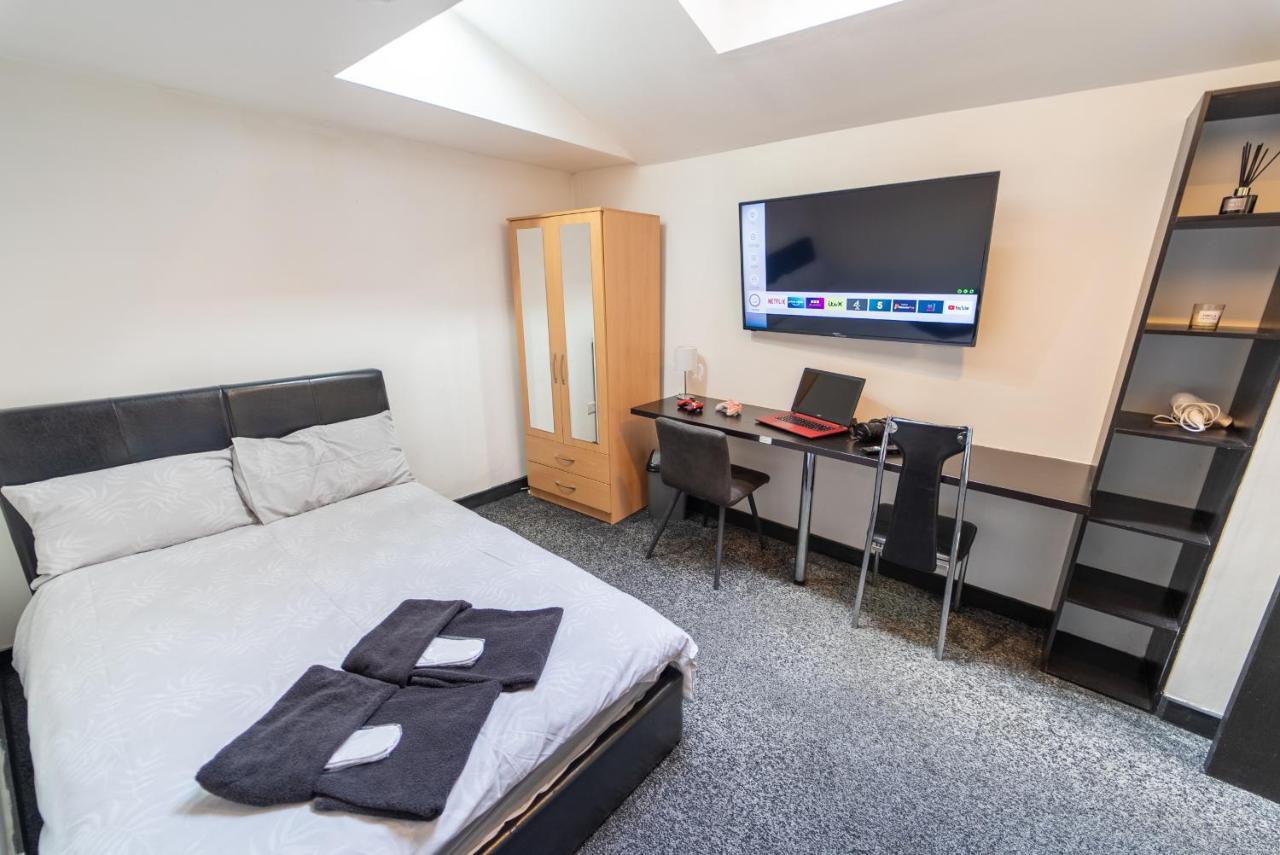 Staysa Equipped Studios Near Qe And Uob In Guesthouse Close To The City! Birmingham Værelse billede
