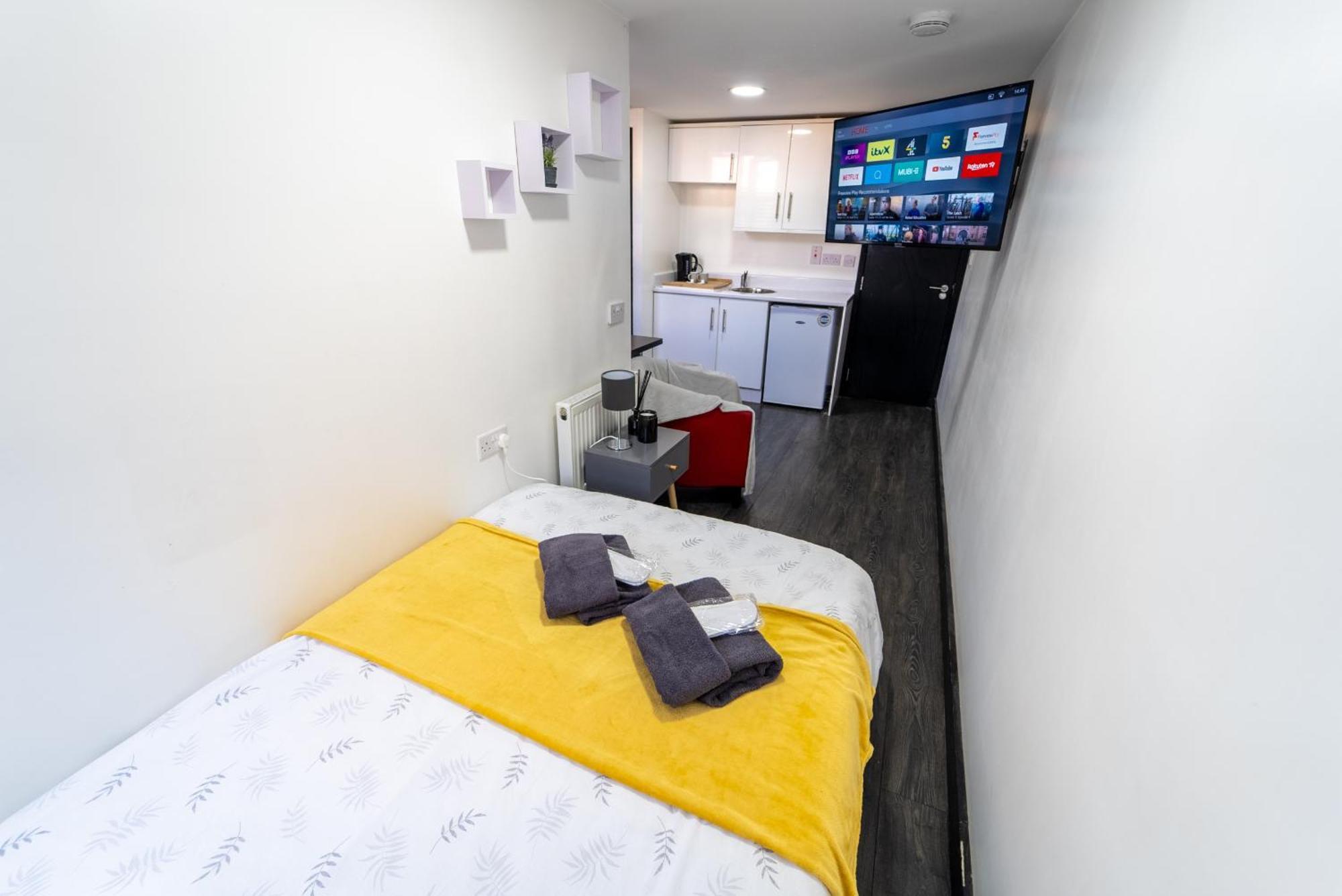 Staysa Equipped Studios Near Qe And Uob In Guesthouse Close To The City! Birmingham Værelse billede