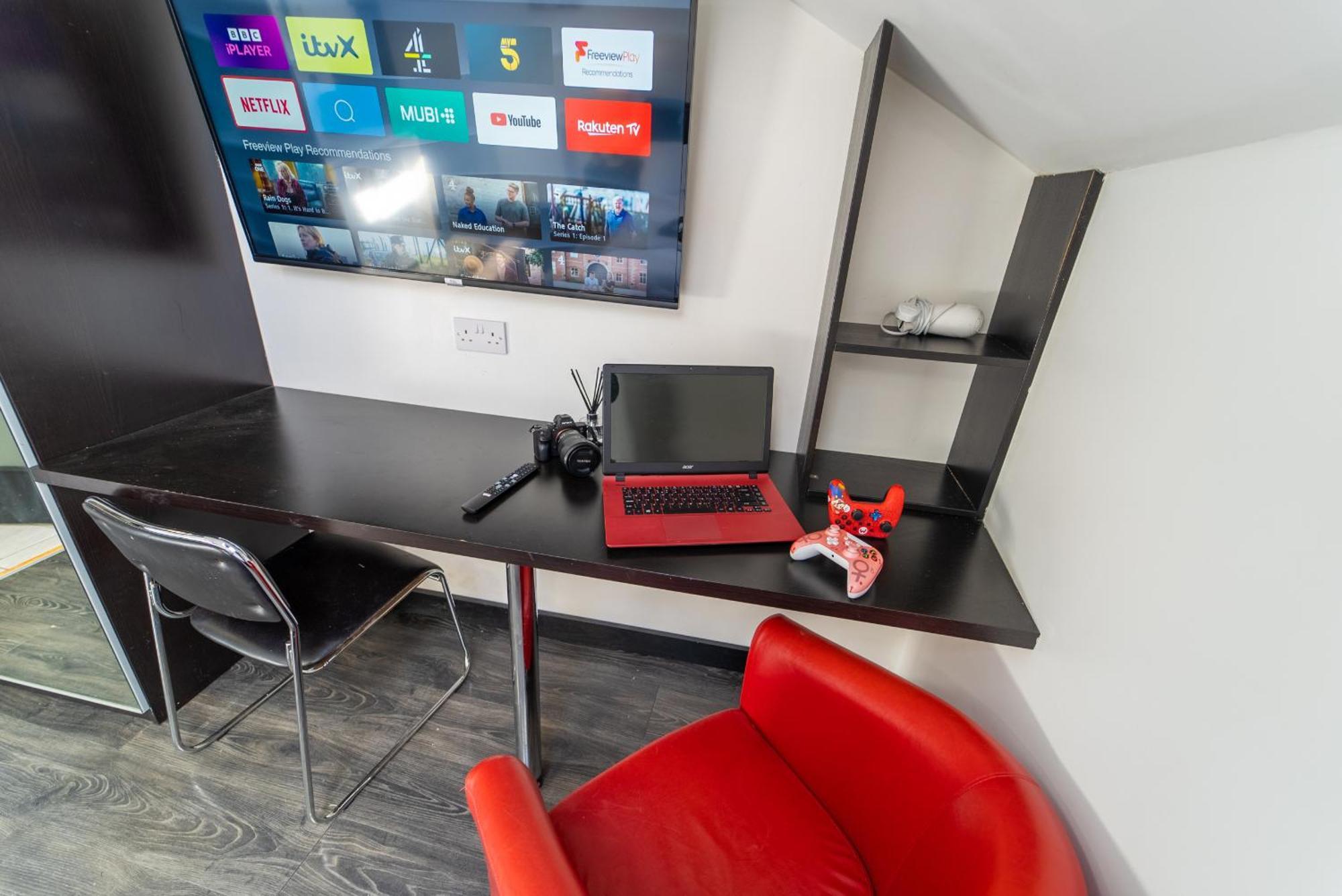 Staysa Equipped Studios Near Qe And Uob In Guesthouse Close To The City! Birmingham Værelse billede